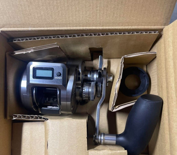 Baitcasting Reel 24 OCEA CONQUEST CT 300PG RIGHT 4.8:1 Fishing Reel IN BOX