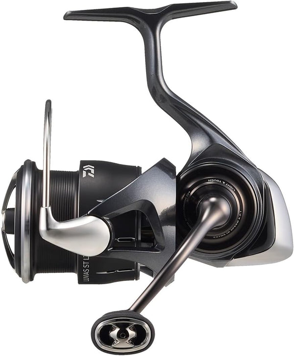 Daiwa Spinning Reel 24 LUVIAS ST LT2000S-P 4.9:1 2025 Model Fishing Reel IN BOX