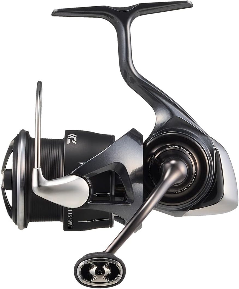 Daiwa Spinning Reel 24 LUVIAS ST LT2000S-P 4.9:1 2025 Model Fishing Reel IN BOX