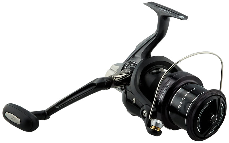 Daiwa Spinning Reel 17 CROSSCAST 4000 4.1:1 Surf Casting Reel Fishing IN BOX