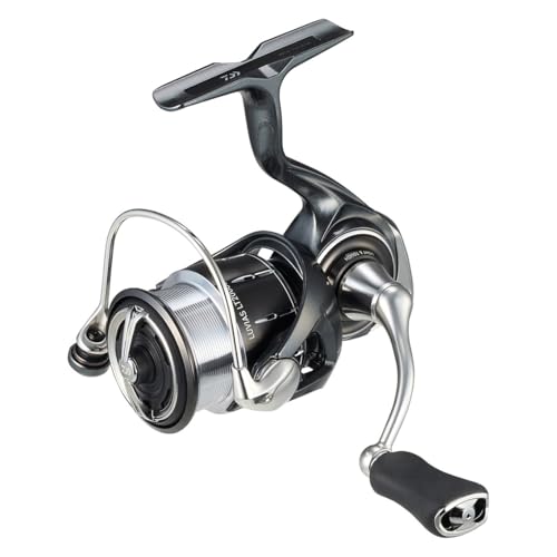 Daiwa Spinning Reel 24 LUVIAS LT2000S-P 4.9:1 Fishing Reel IN BOX