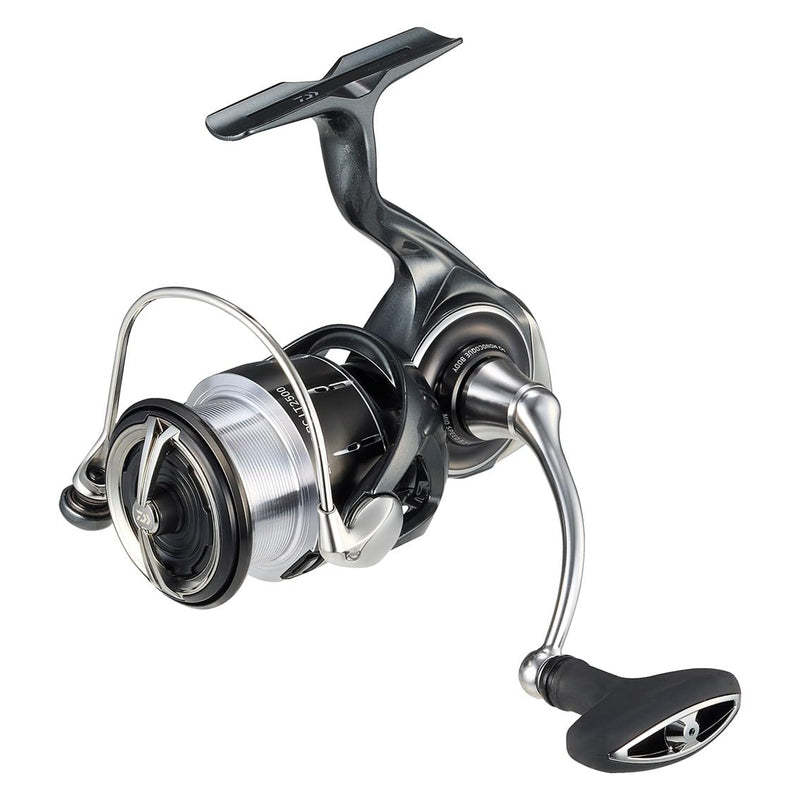 Daiwa Spinning Reel 24 LUVIAS PC LT2500 5.2:1 Fishing Reel IN BOX