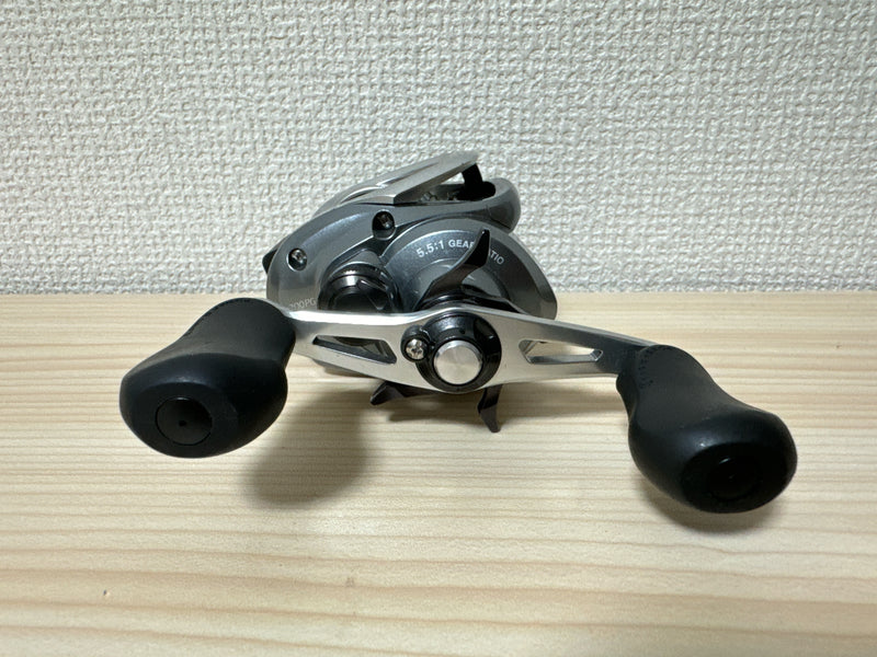 Shimano Baitcasting Reel 15 CURADO 200PG Right 5.5:1 Fishing Reel
