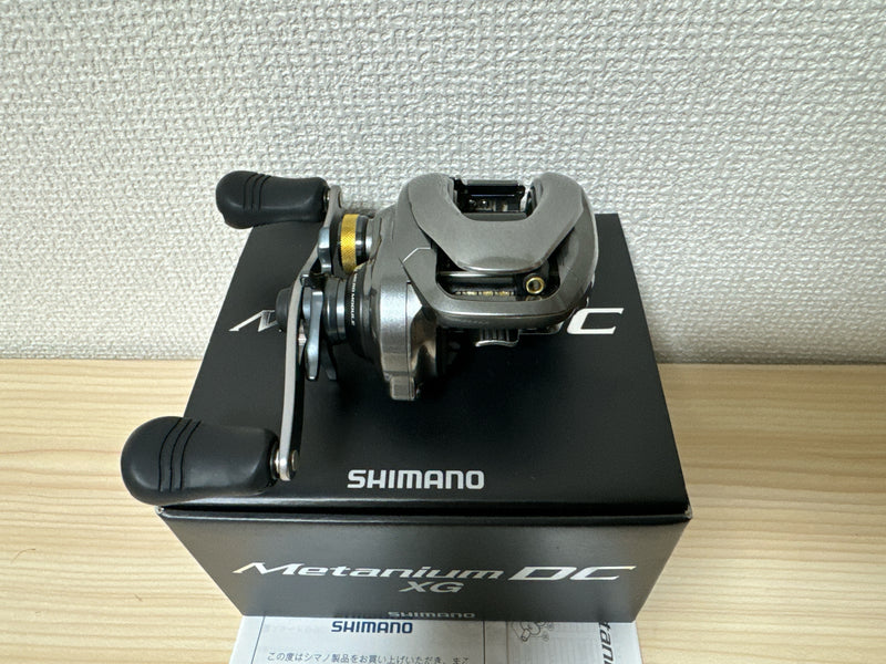 Shimano Baitcasting Reel 15 Metanium DC XG Right Gear Ratio 8.5:1 Fishing Reel IN BOX