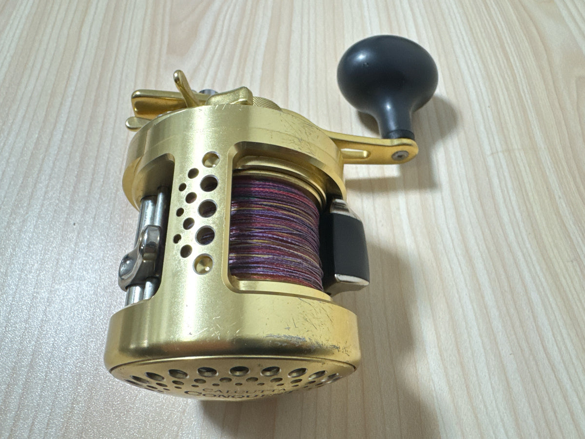Shimano Baitcasting Reel 04 CALCUTTA CONQUEST 800F Right 5.0:1 Fishing