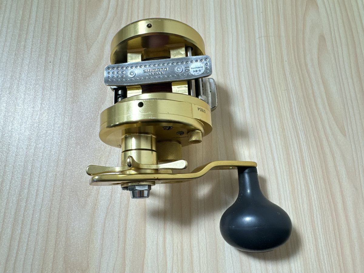 Shimano Baitcasting Reel 04 CALCUTTA CONQUEST 800F Right 5.0:1 Fishing