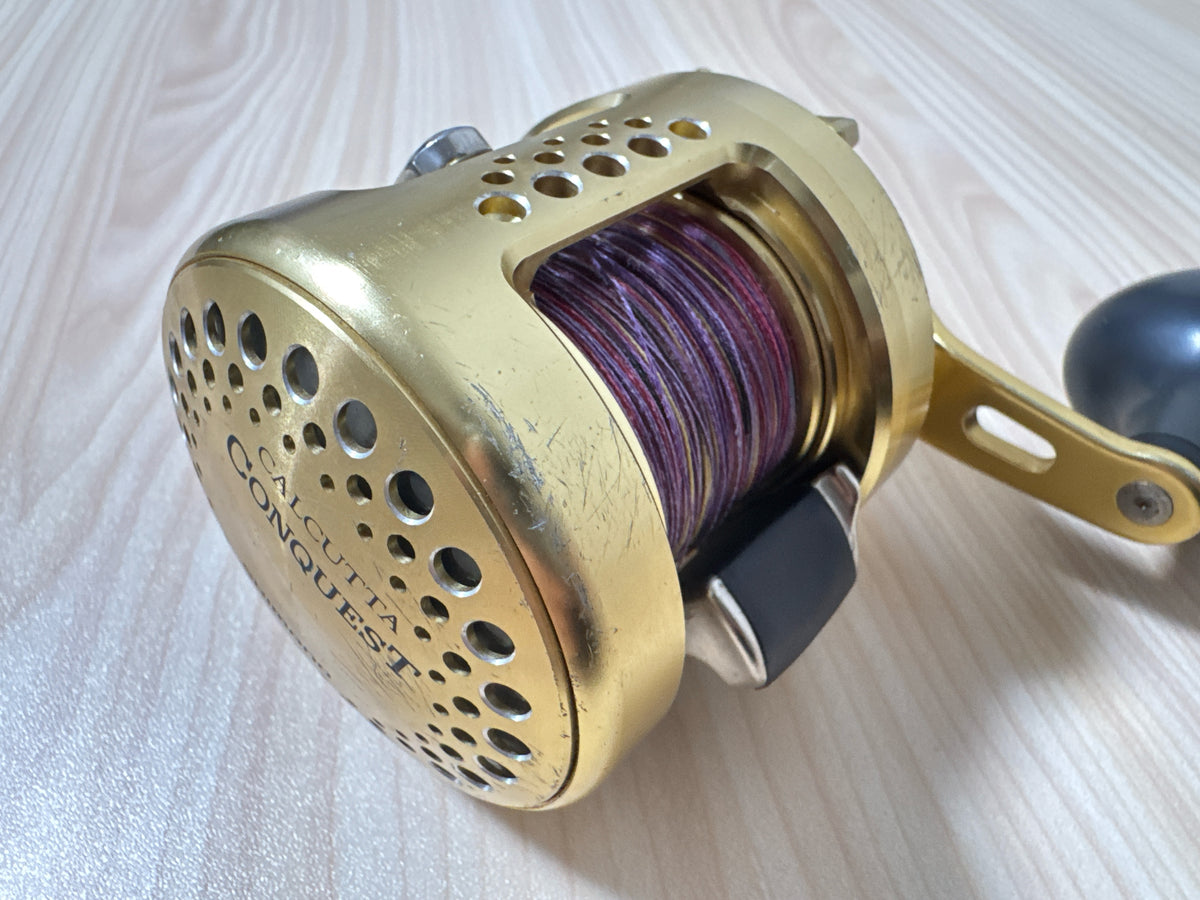 Shimano Baitcasting Reel 04 CALCUTTA CONQUEST 800F Right 5.0:1 Fishing