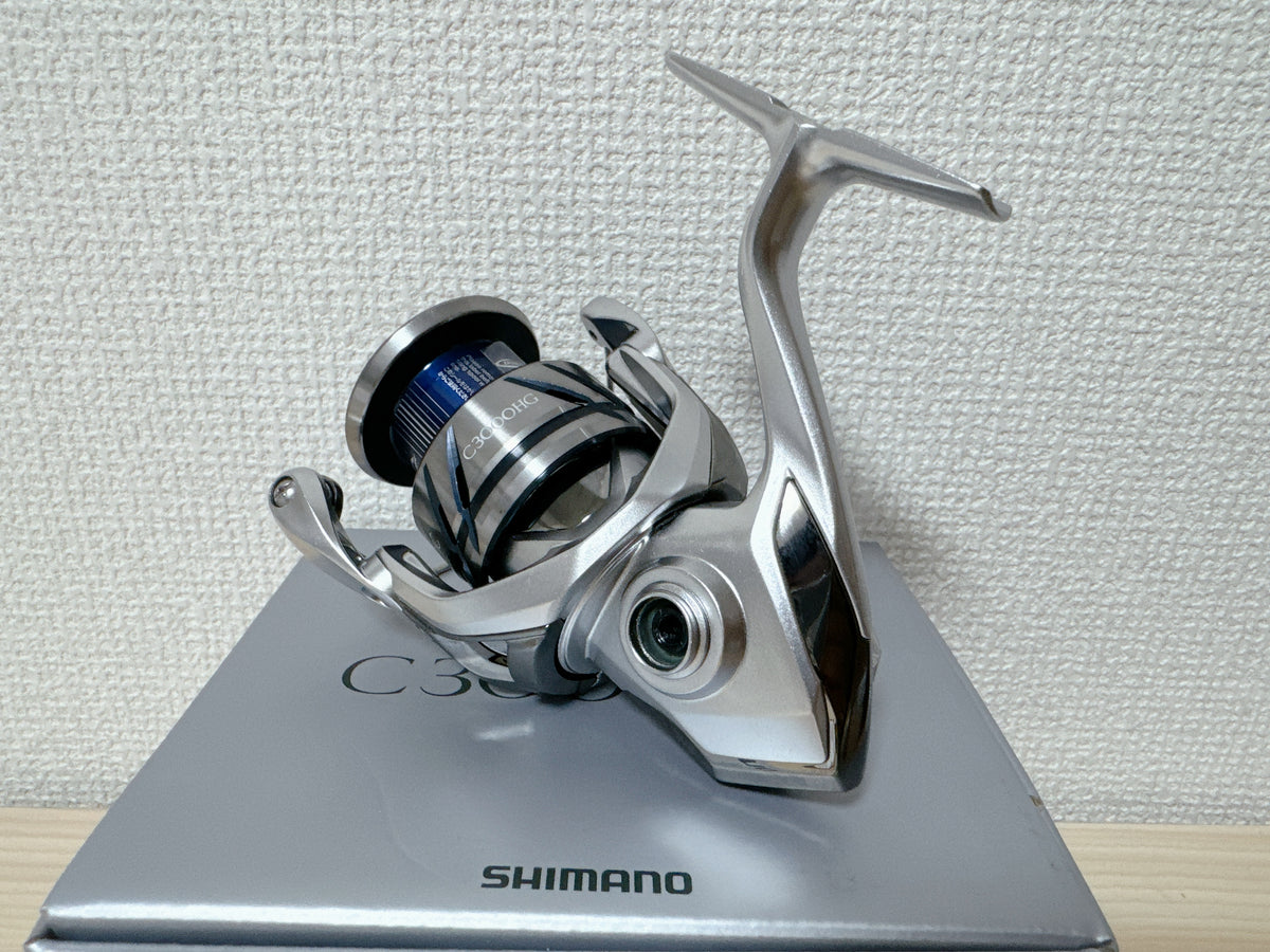 海外並行輸入正規品 C3000HG Stradic 23 Reel Spinning Shimano Gear 5.8:1 Ratio リール