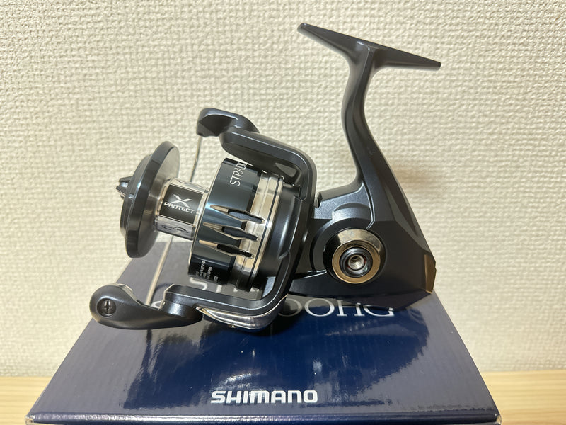 SHIMANO Stradic SW 5000PG Spinning Reel – Saltwater Ready, Smooth Drag