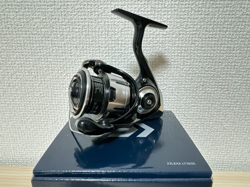 Daiwa Spinning Reel 23 LEXA LT3000 Gear Ratio 5.2:1 Fishing Reel IN BOX