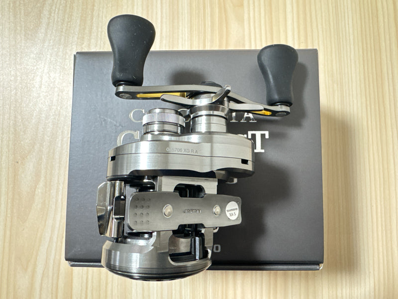 Shimano Baitcasting Reel 23 CALCUTTA CONQUEST BFS XG Right 8.9:1 Fishing IN BOX