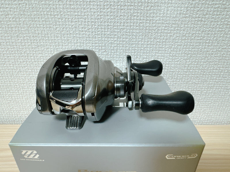 Shimano Baitcasting Reel 18 Bantam MGL RIGHT 5RL100000 From Japan IN BOX