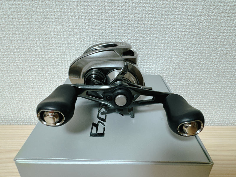 Shimano Baitcasting Reel 18 Bantam MGL RIGHT 5RL100000 From Japan IN BOX