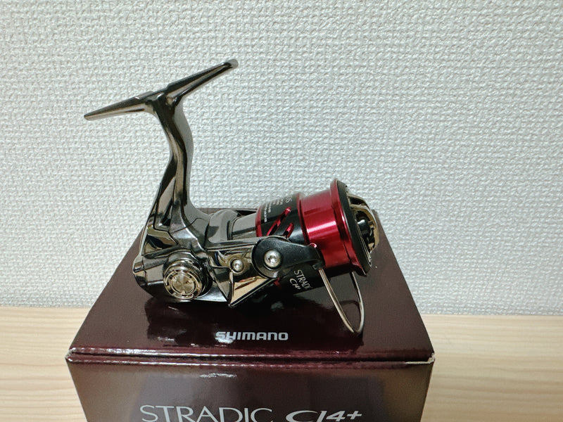 Spinning Reel 16 Stradic CI4+ C2000HGS 6.0:1 Fishing Reel IN BOX