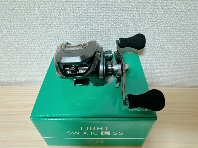 DAIWA Baitcasting Reel Light SW X IC L SS