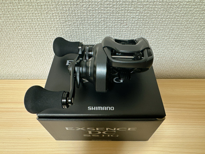 Shimano Baitcasting Reel 20 EXSENCE DC SS HG Right 7.4:1 Fishing Reel IN BOX