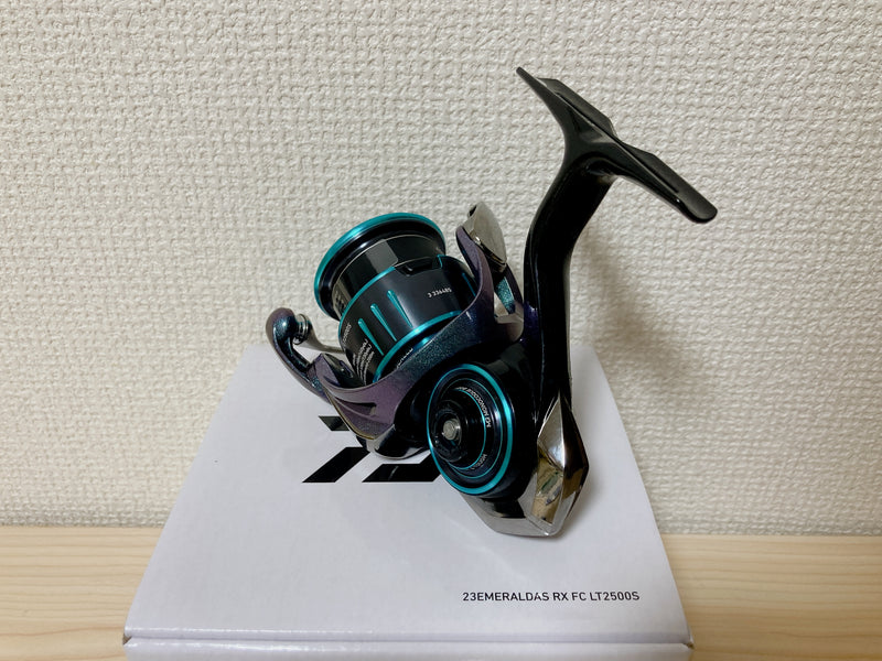 Daiwa Spinning Reel 23 EMERALDAS RX FC LT2500S 5.1:1 Fishing Reel IN BOX