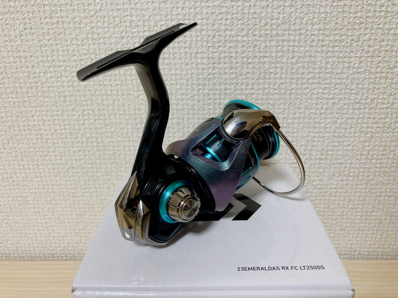 Daiwa Spinning Reel 23 EMERALDAS RX FC LT2500S 5.1:1 Fishing Reel IN BOX