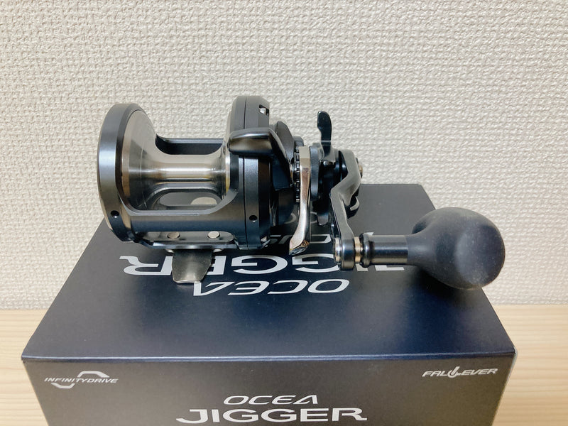 Shimano Baitcasting Reel 19 OCEA JIGGER F CUSTOM 3000HG Right 6.2:1 IN BOX