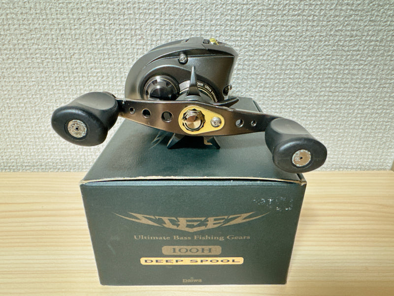 Daiwa Baitcasting Reel STEEZ 100H DEEP SPOOL Right Gear Ratio 6.3:1 IN BOX