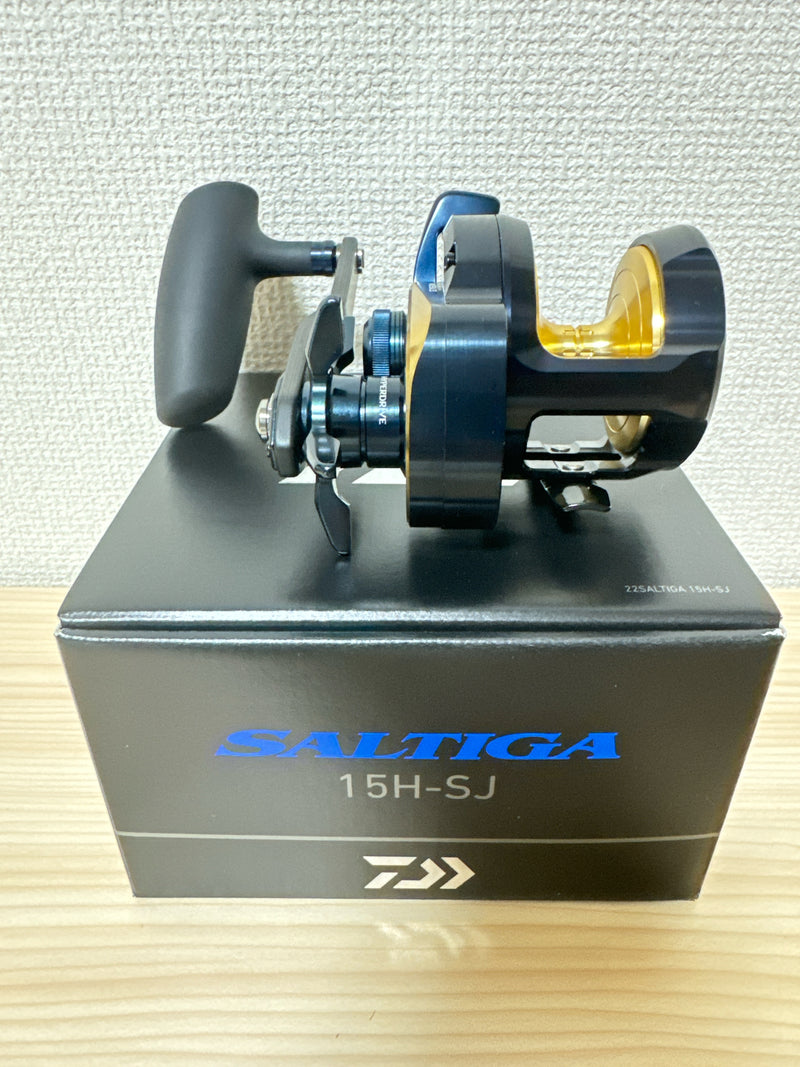 Daiwa Baitcasting Reel 22 SALTIGA 15H-SJ Right for Jigging Gear Ratio 7.1:1