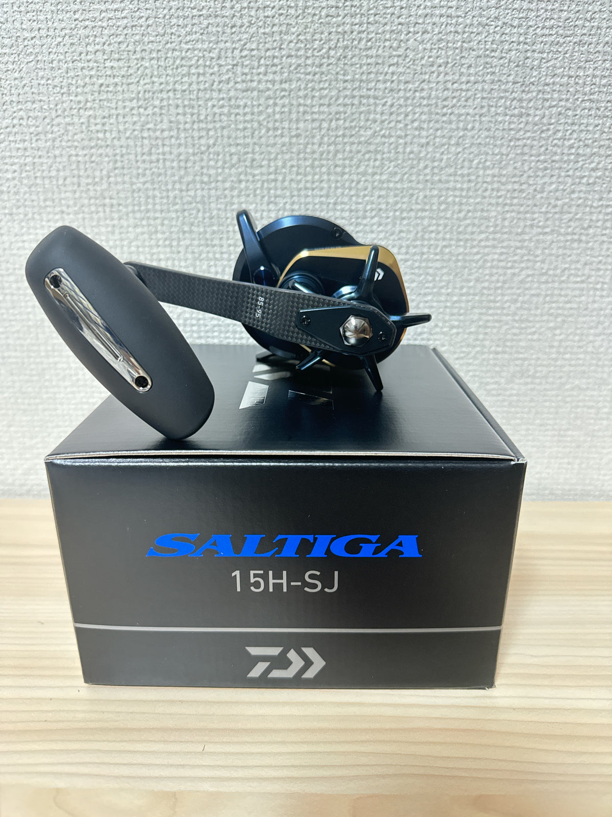 Daiwa Baitcasting Reel 22 SALTIGA 15H-SJ Right for Jigging Gear Ratio
