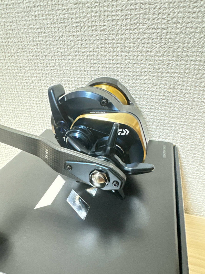 Daiwa Baitcasting Reel 22 SALTIGA 15H-SJ Right for Jigging Gear Ratio 7.1:1