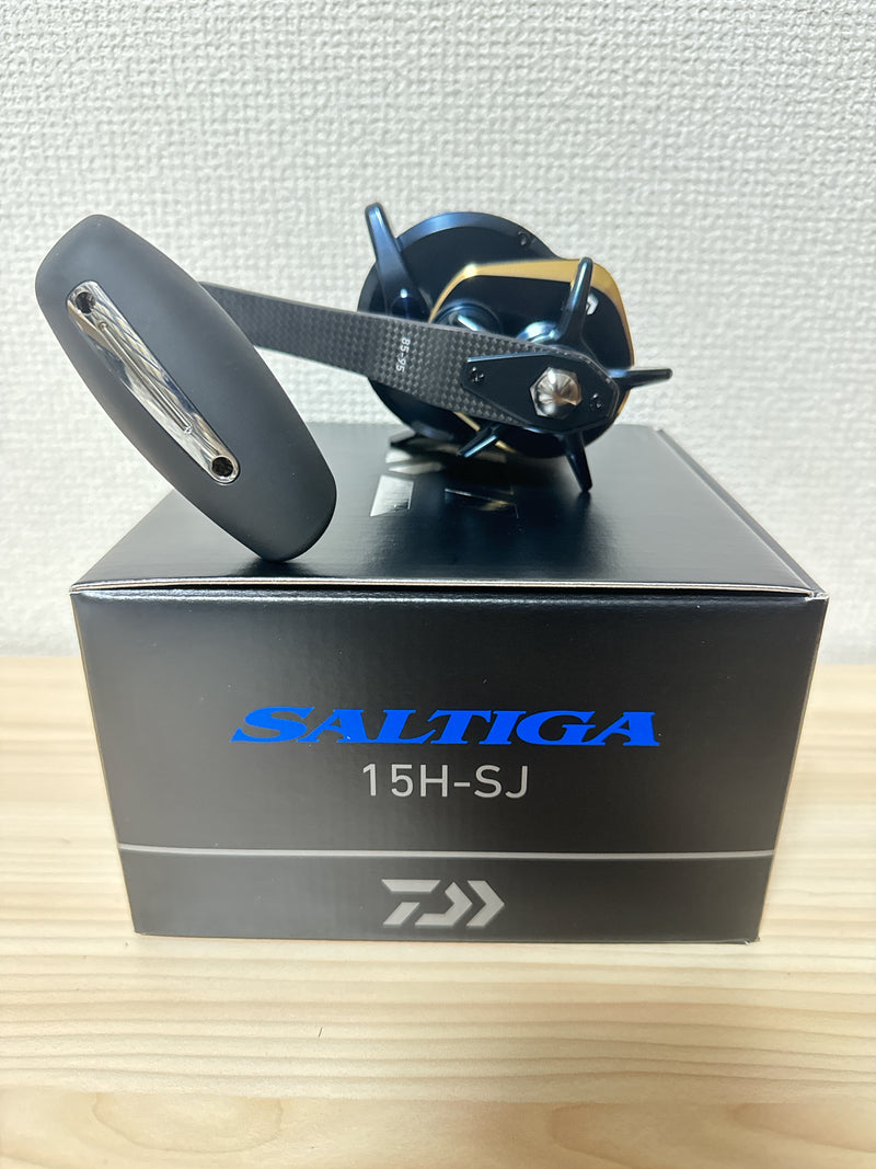 Daiwa Baitcasting Reel 22 SALTIGA 15H-SJ Right for Jigging Gear Ratio 7.1:1