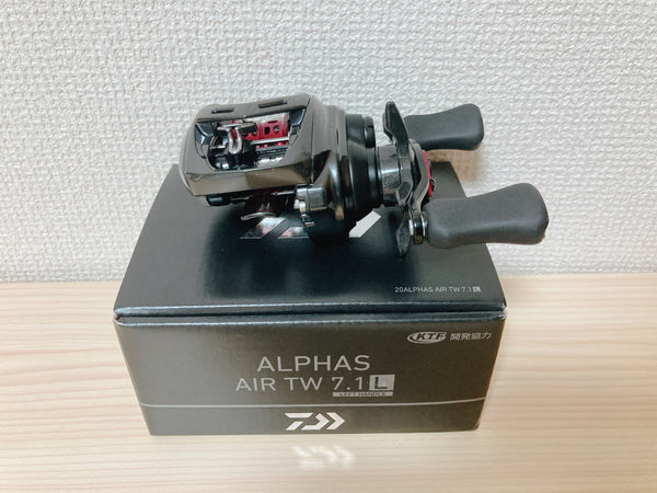 Daiwa Baitcasting Reel 20 Alphas AIR TW 7.1L Left 7.1:1 Fishing Reel IN BOX