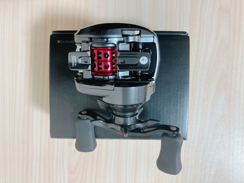 Daiwa Baitcasting Reel 20 Alphas AIR TW 7.1L Left 7.1:1 Fishing Reel IN BOX