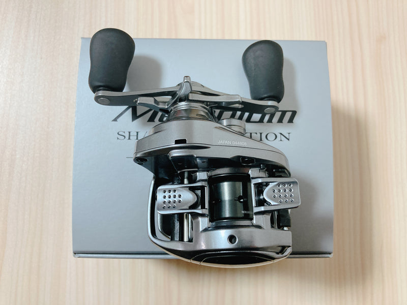 Shimano Baitcasting Reel 22 Metanium Shallow Edition HG Left 7.1:1 IN BOX