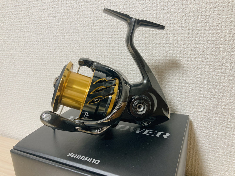 Shimano Spinning Reel 20 TWIN POWER 4000 Gear Ratio 5.3:1 Fishing Reel