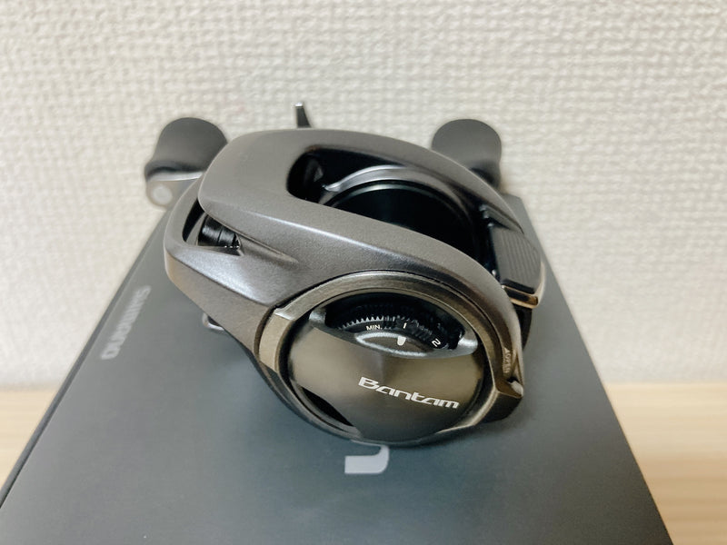 Shimano Baitcasting Reel 22 Bantam HG RIGHT Gear Ratio 7.1:1 Fishing R Shimano Baitcasting Reel 22 Bantam HG RIGHT Gear Ratio 7.1:1 Fishing R