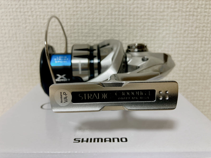 Shimano Spinning Reel 19 STRADIC C3000HG Gear Ratio 6.0:1 Fishing Reel