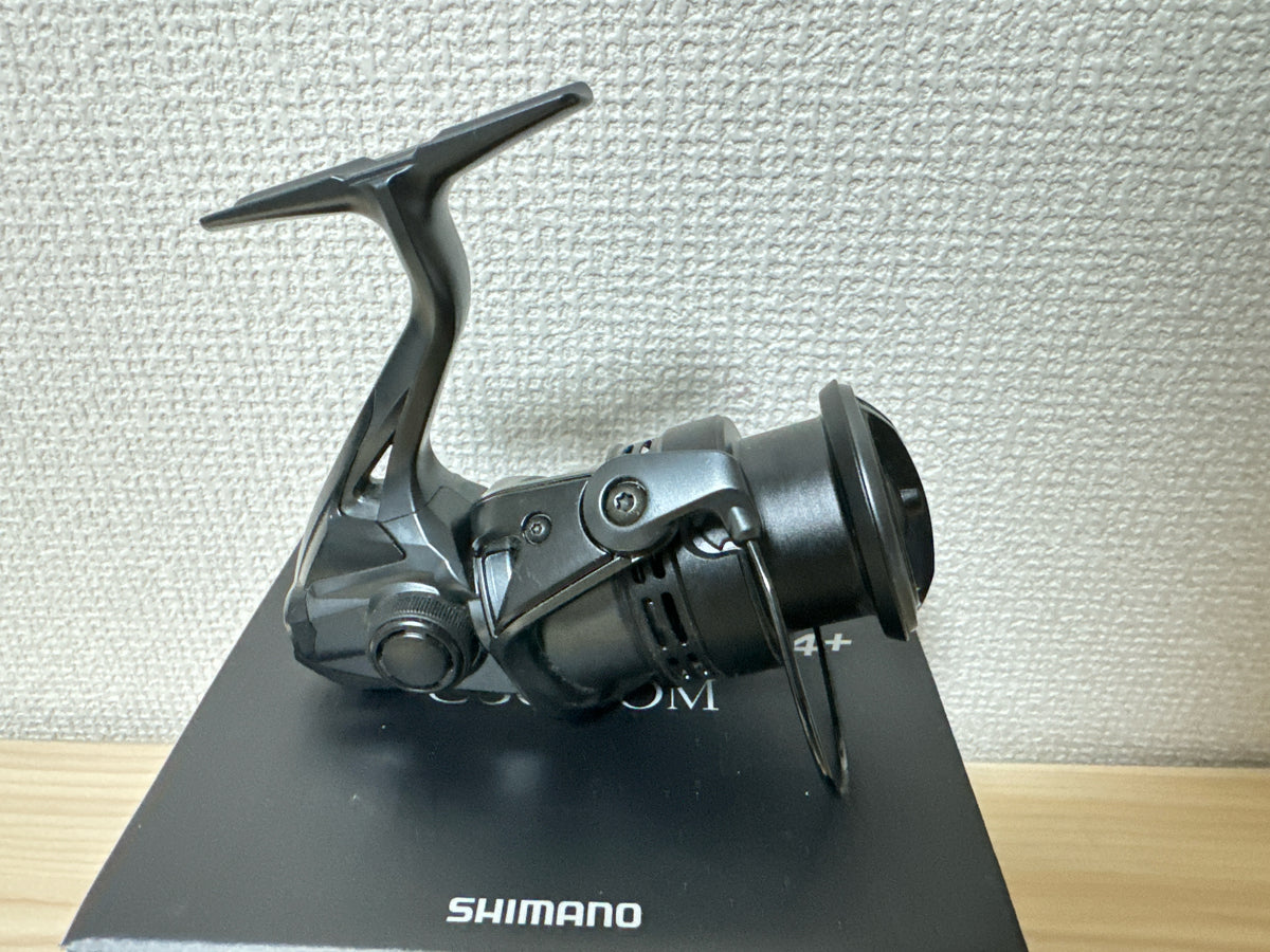 Shimano Spinning Reel 18 EXSENCE CI4+ C3000M Gear Ratio 5.0:1 Fishing