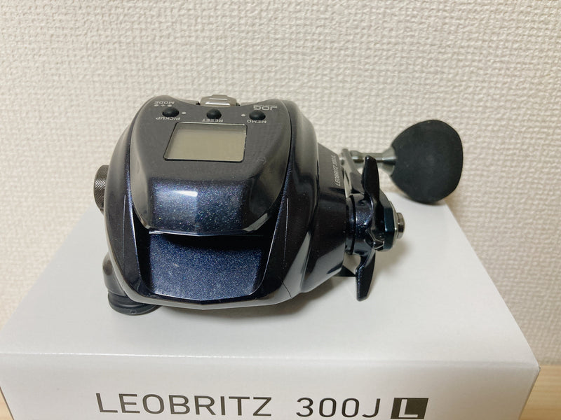 Daiwa 23 Leobritz 300JL (Left Handle)
