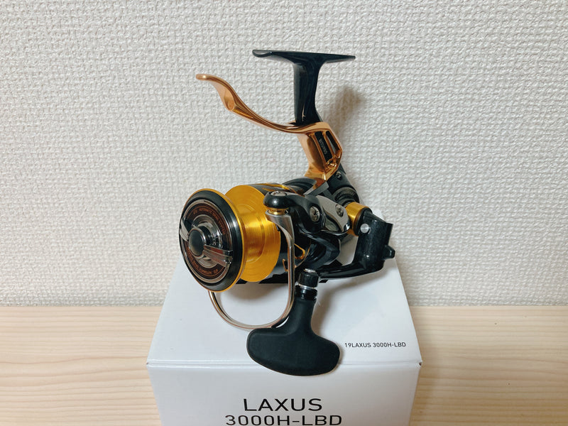 DAIWA LAXUS 3000H-LBD Spinning Reel From Japan