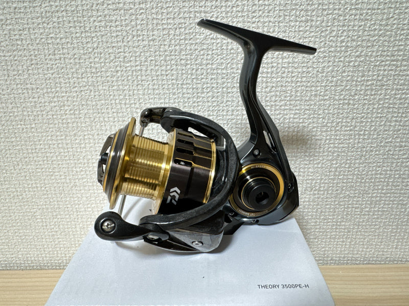 DAIWA 17 THEORY 3500PE-H Spinning Fishing Reel From Japan