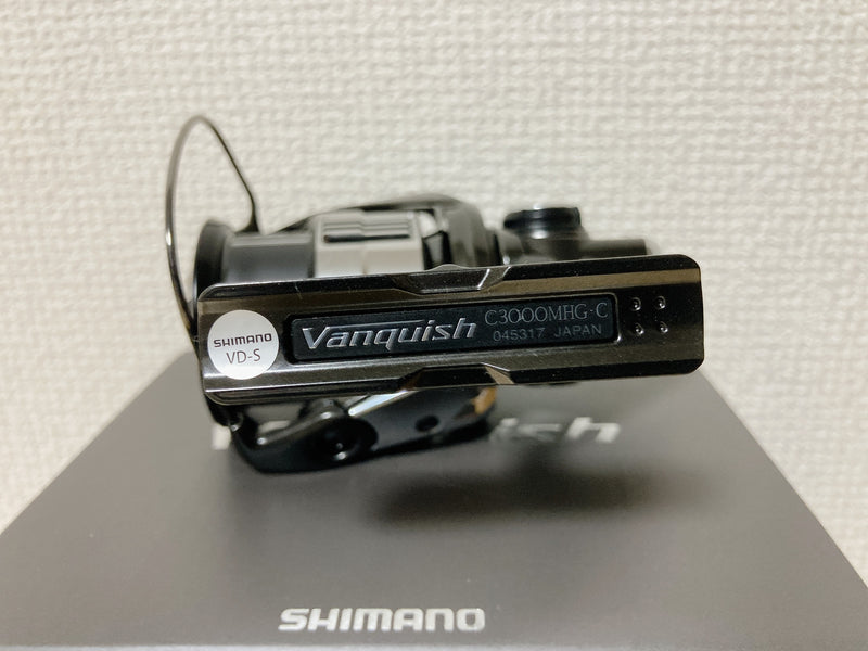 Shimano Spinning Reel 23 VANQUISH C3000MHG 5.8:1 Fishing Reel IN BOX