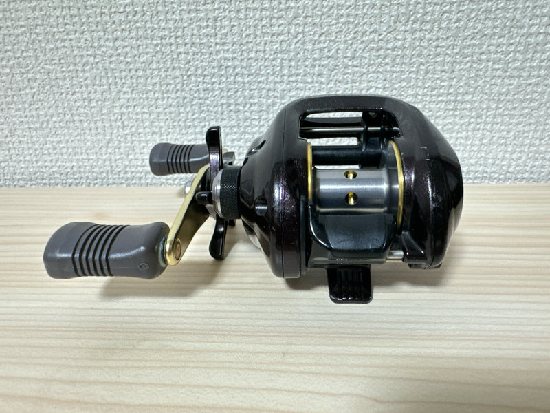 Shimano Baitcasting Reel 09 Scorpion XT 1501-7 Left Gear Ratio 7.0:1