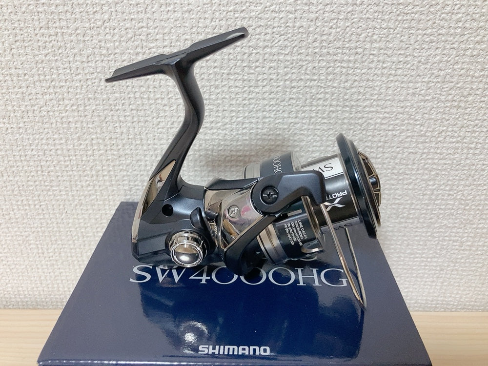 Shimano Spinning Reel 20 STRADIC SW 4000HG 5.8:1 Saltwater