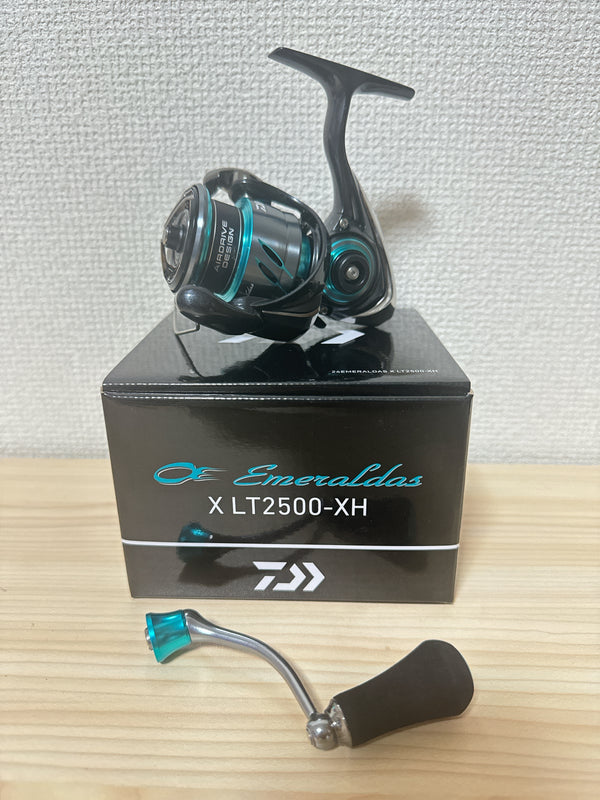 Daiwa Spinning Reel 24 Emeraldas X LT2500-XH 6.2:1 Fishing Reel IN BOX