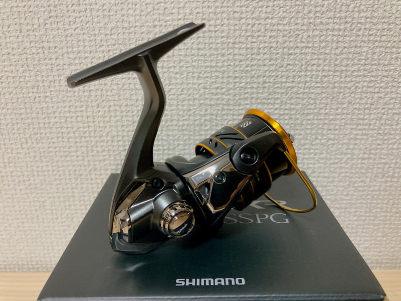 Shimano Spinning Reel 21 SOARE XR C2000SSPG Gear Ratio 4.6:1 Fishing Reel IN BOX