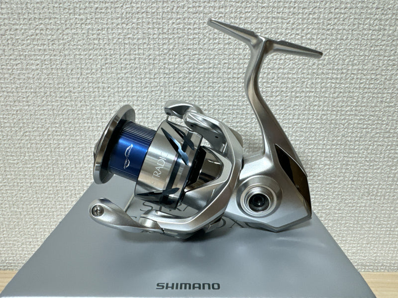 Shimano Spinning Reel 23 Stradic C5000XG Gear Ratio 6.2:1 Fishing Reel IN BOX