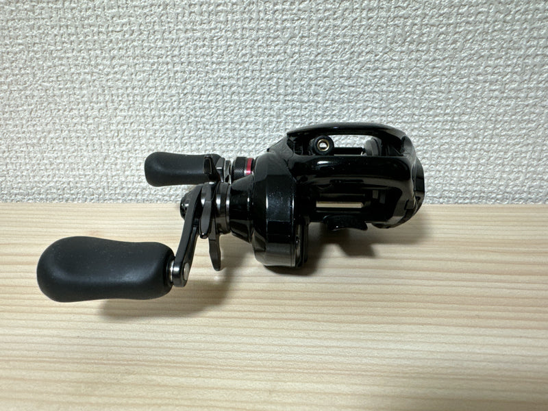 Shimano Baitcasting Reel 17 Scorpion DC 100 Right Gear Ratio 6.3:1