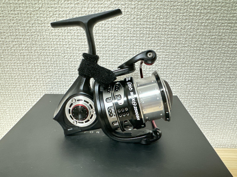 Abu Garcia Spinning Reel REVO MGX THETA 2500SH 6.2:1 Fishing Reel IN BOX