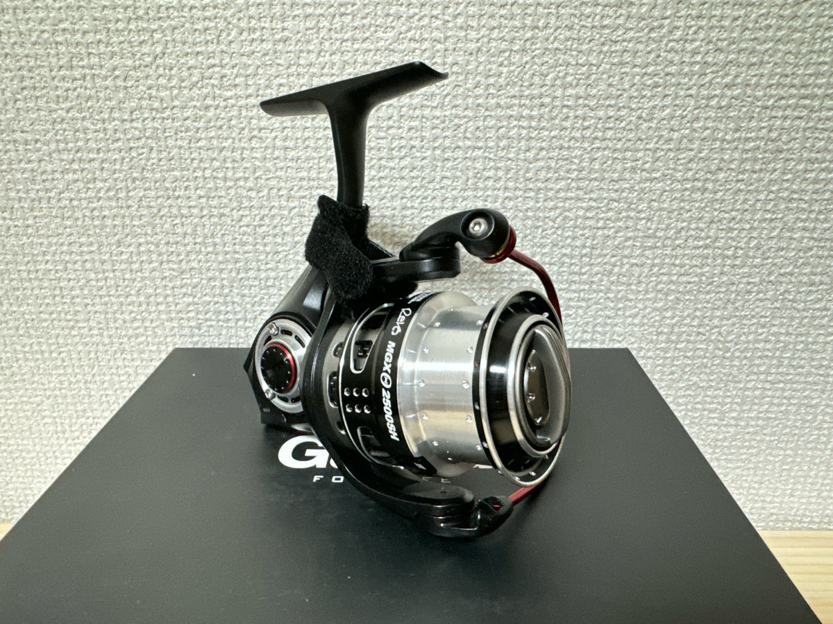 Abu Garcia Spinning Reel REVO MGX THETA 2500SH 6.2:1 Fishing