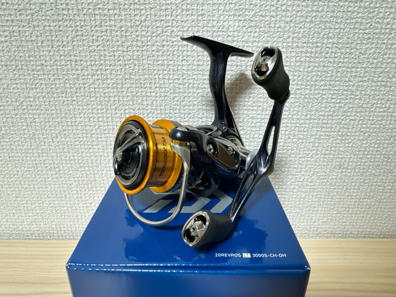 Daiwa Spinning Reel 20 REVROS LT3000S-CH-DH Gear Ratio 5.6:1 Fishing Reel IN BOX