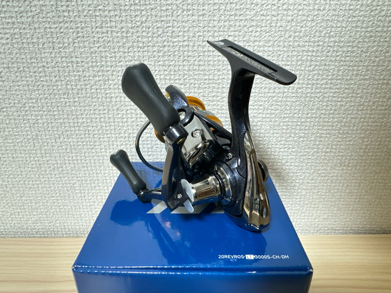 Daiwa Spinning Reel 20 REVROS LT3000S-CH-DH Gear Ratio 5.6:1 Fishing Reel IN BOX