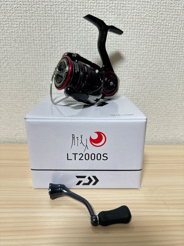 Daiwa Spinning Reel 23 GEKKABIJIN LT2000S Gear Ratio 5.0:1 Fishing Reel IN BOX